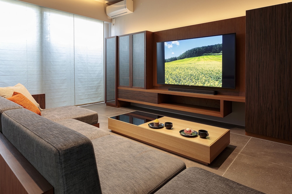 スプリームルーム (2ベッドルーム)禁煙 リビングルーム0 | 石邸 富良野