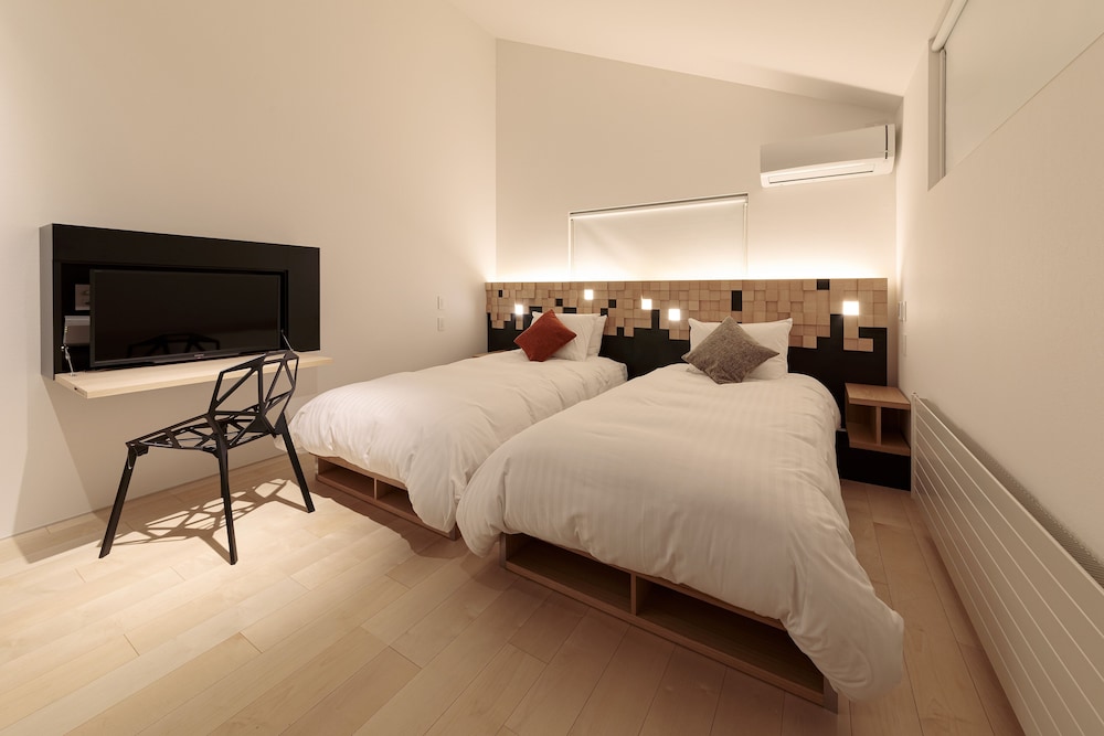 プレミアムルーム(2ベッドルーム)禁煙 客室1 | 石邸 富良野