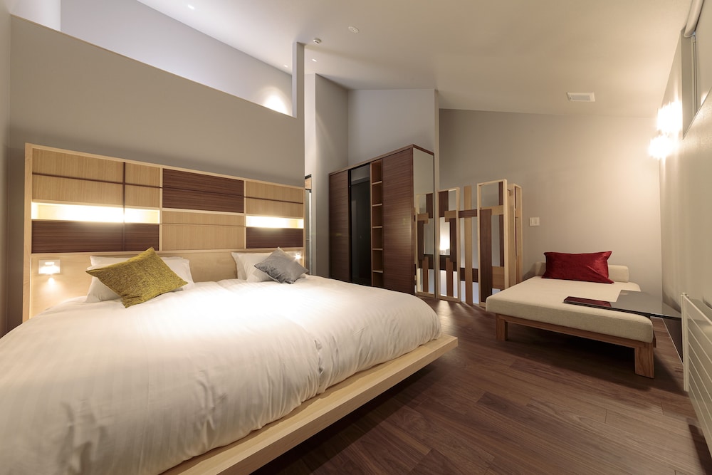 プレミアムルーム(2ベッドルーム)禁煙 客室2 | 石邸 富良野