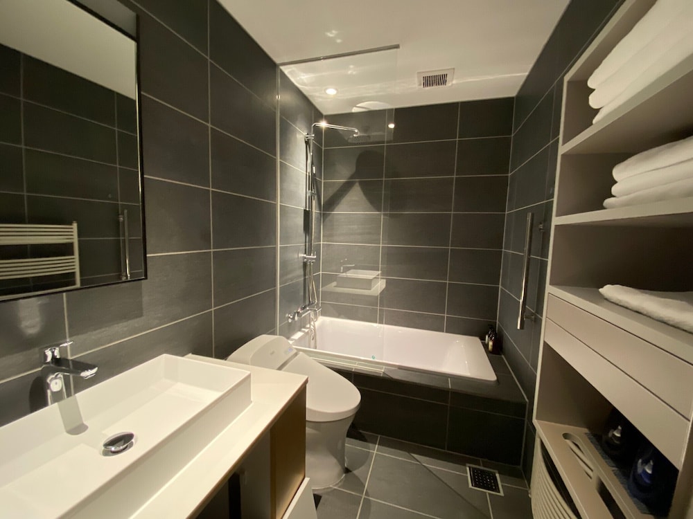 スプリームルーム (2ベッドルーム)禁煙 バスルーム0 | 石邸 富良野