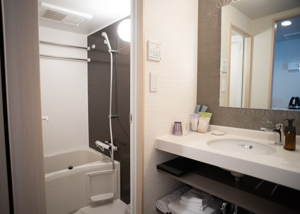 デラックス ルーム バスルーム3 | hotel GOCO stay 京都四条河原町