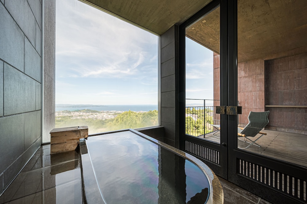 ツインルーム 3名利用可 禁煙 バスルーム0 | SEKIYA RESORT GALLERIA MIDOBARU