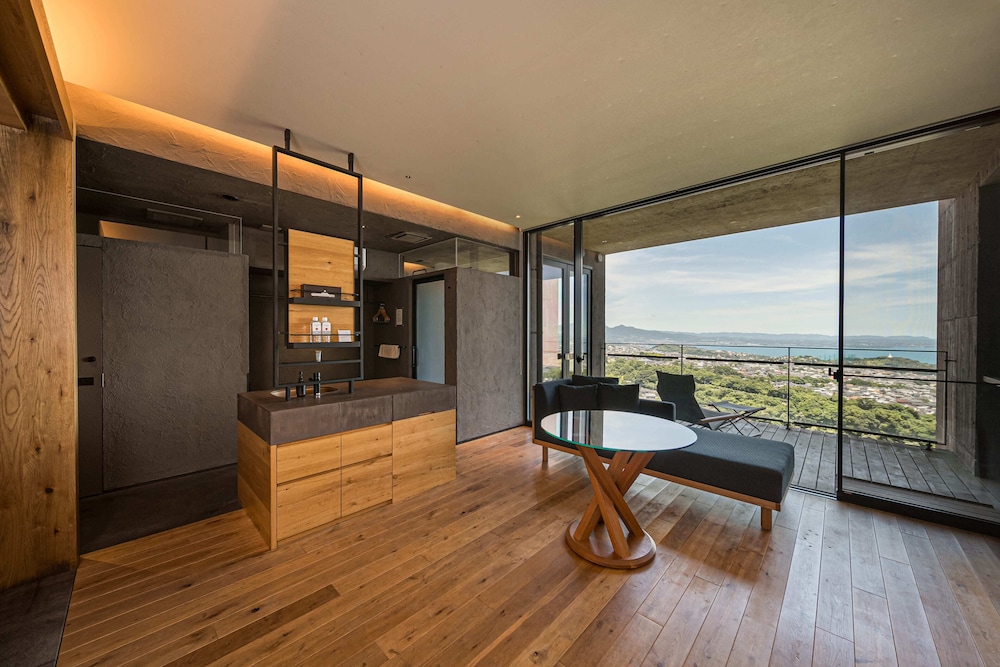 デラックスキングルーム 禁煙 客室1 | SEKIYA RESORT GALLERIA MIDOBARU