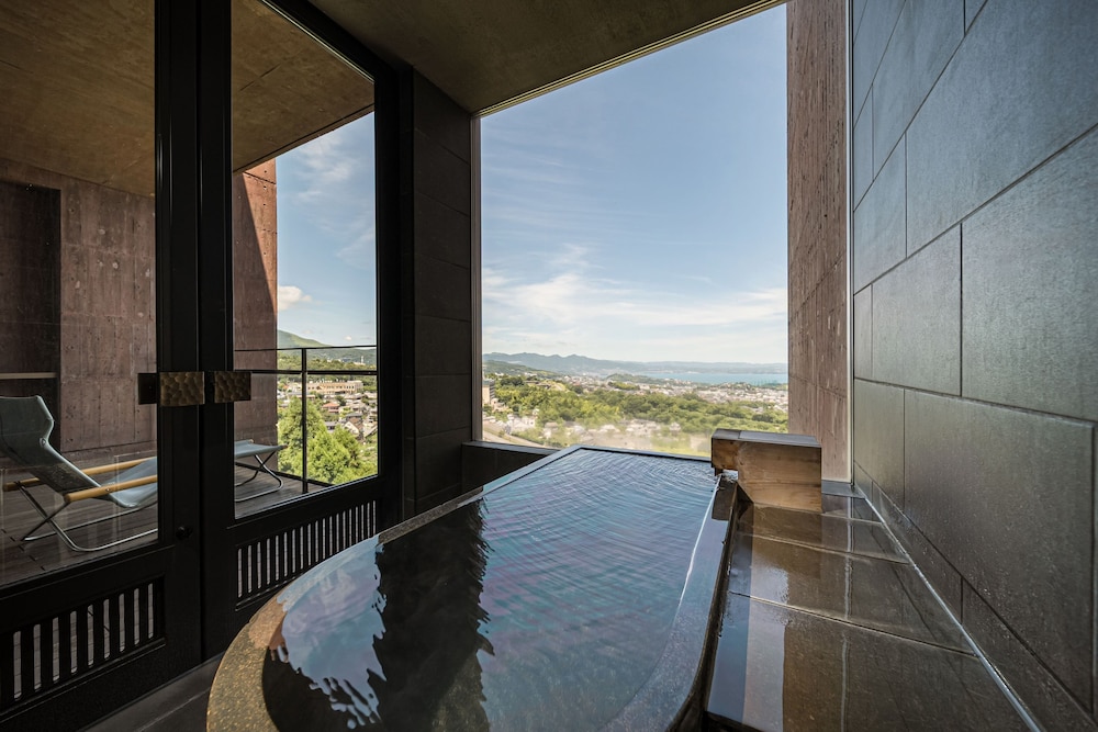 デラックス ツインルーム 禁煙 客室1 | SEKIYA RESORT GALLERIA MIDOBARU