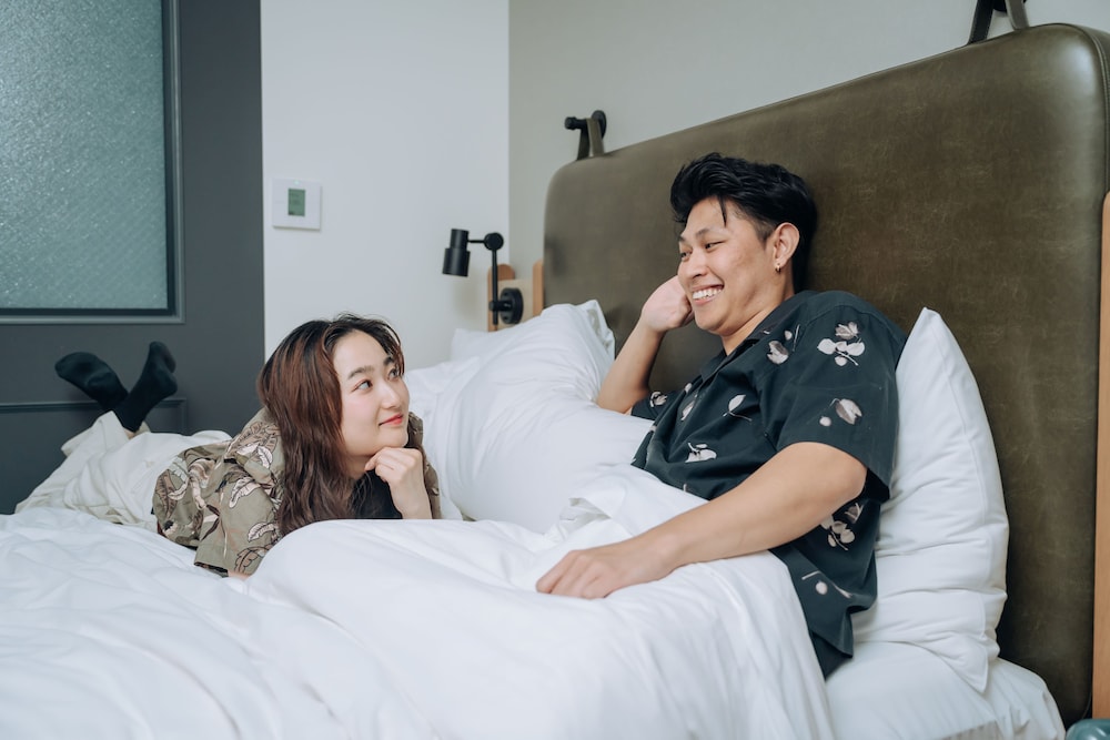 ルーム クイーンベッド 1 台 シティビュー 客室3 | モクシー大阪梅田