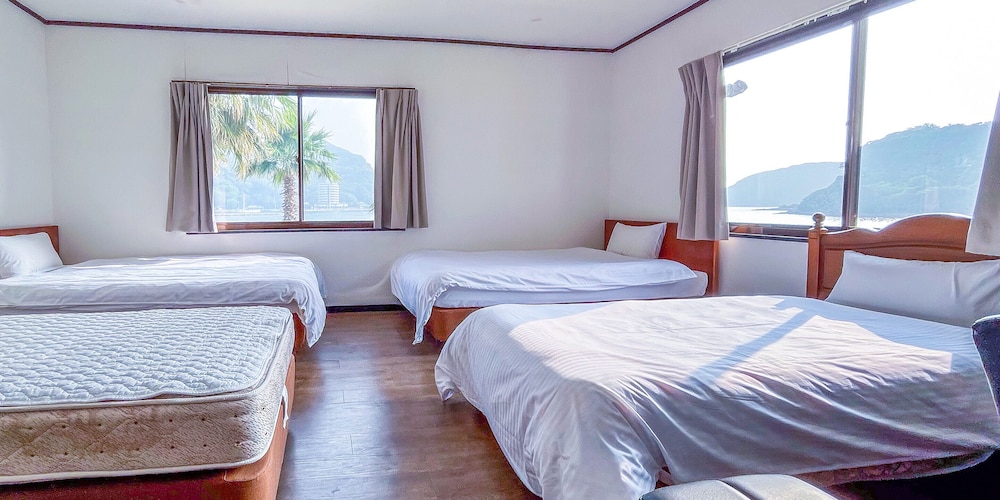 洋室6号 客室1 | シータイガーアイランドイン小豆島