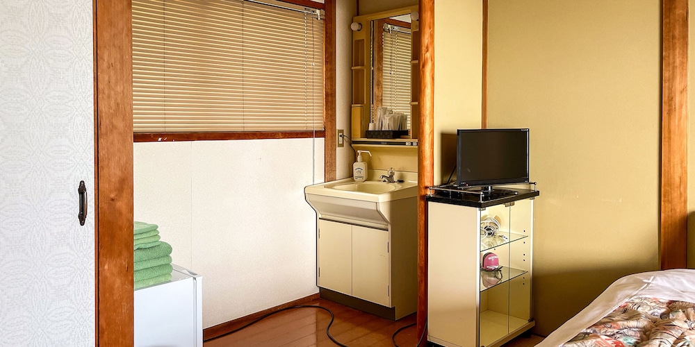 和室ベッドツイン21·22号 (バス·トイレ共用) 客室3 | シータイガーアイランドイン小豆島