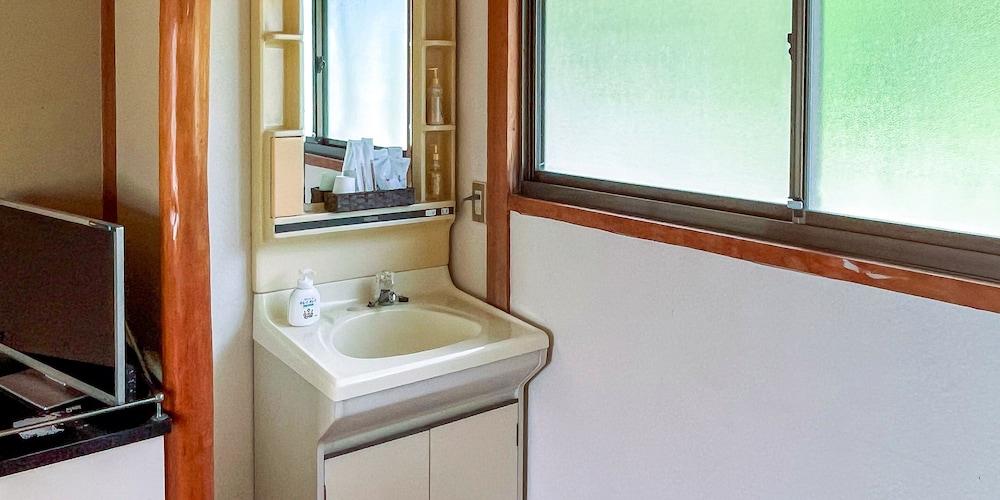 和室ベッドツイン21·22号 (バス·トイレ共用) 客室6 | シータイガーアイランドイン小豆島