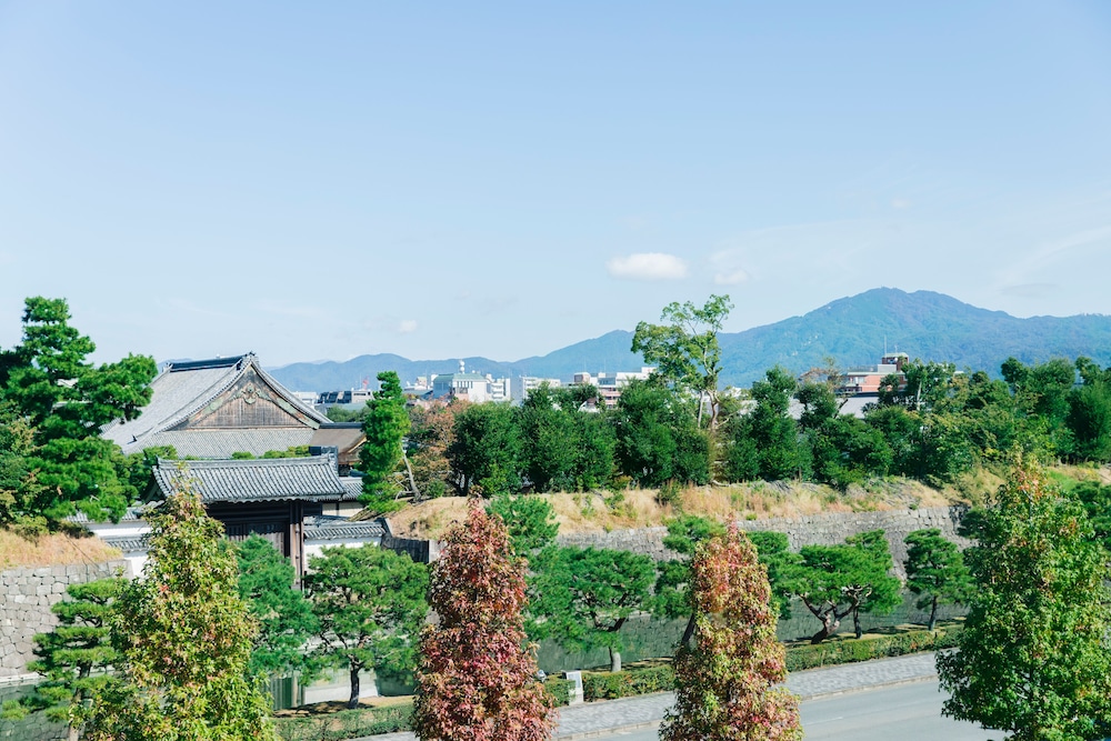 ルーム シングルベッド 2 台 禁煙 (Nijo Castle View) 部屋からの景観0 | ギャリア・二条城 京都