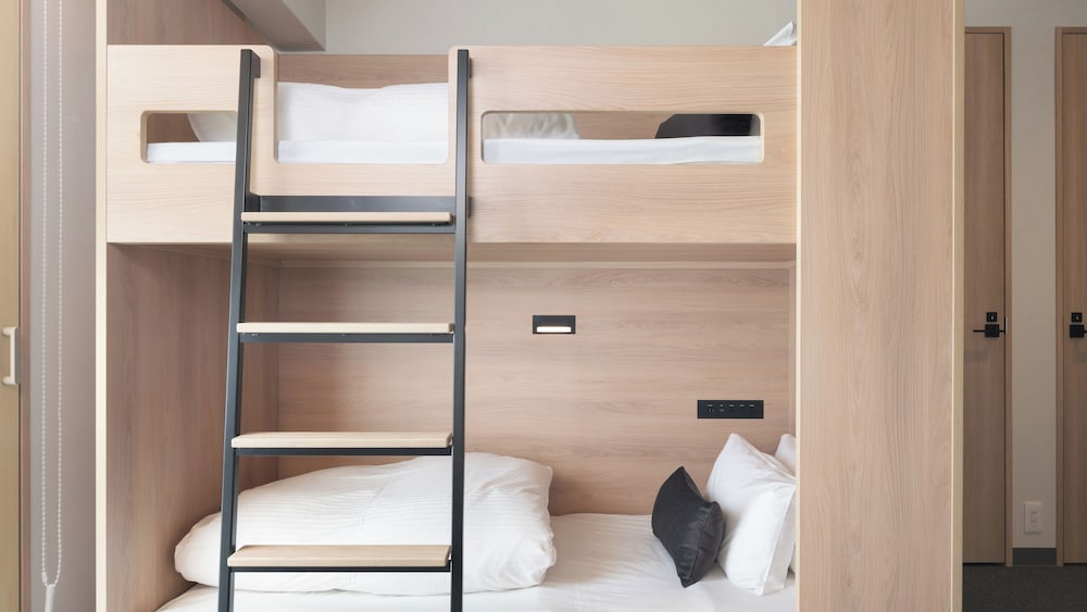 コーナーファミリーアパートメント 客室3 | MIMARU大阪 難波NORTH