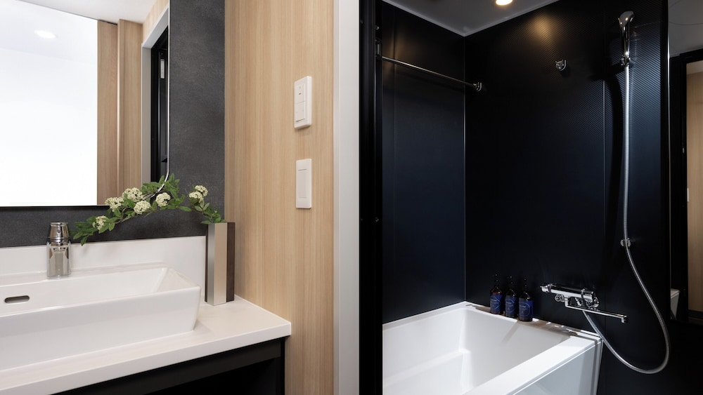 ファミリー アパートメント バスルーム0 | MIMARU大阪 難波NORTH