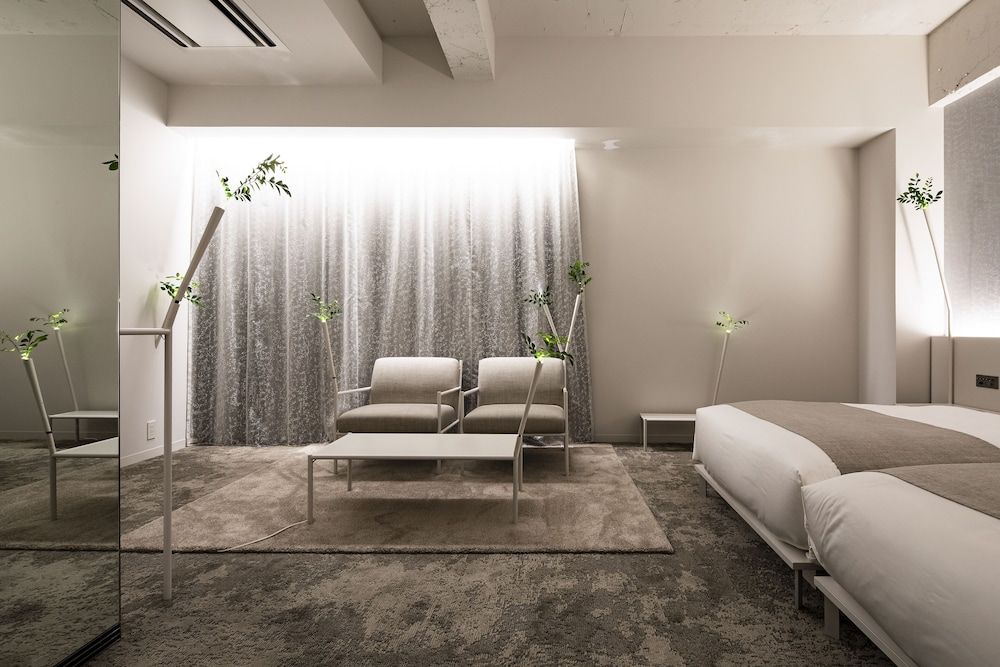 藤本壮介ルーム 客室2 | 白井屋ホテル