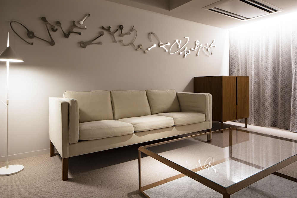 ジュニア スイート 禁煙 (ヘリテージタワー) 客室2 | 白井屋ホテル