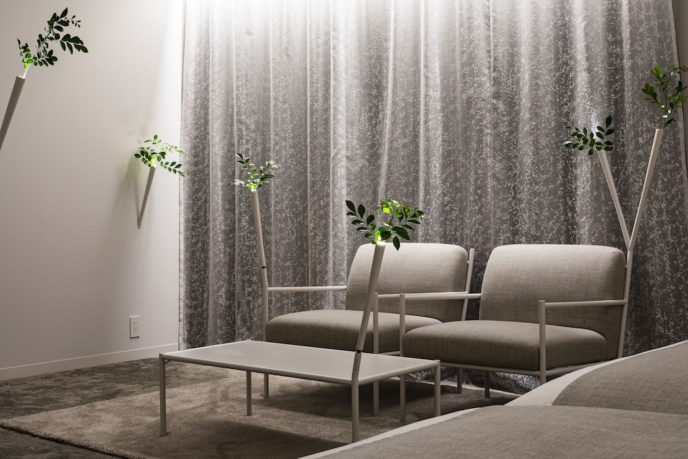 藤本壮介ルーム 客室1 | 白井屋ホテル