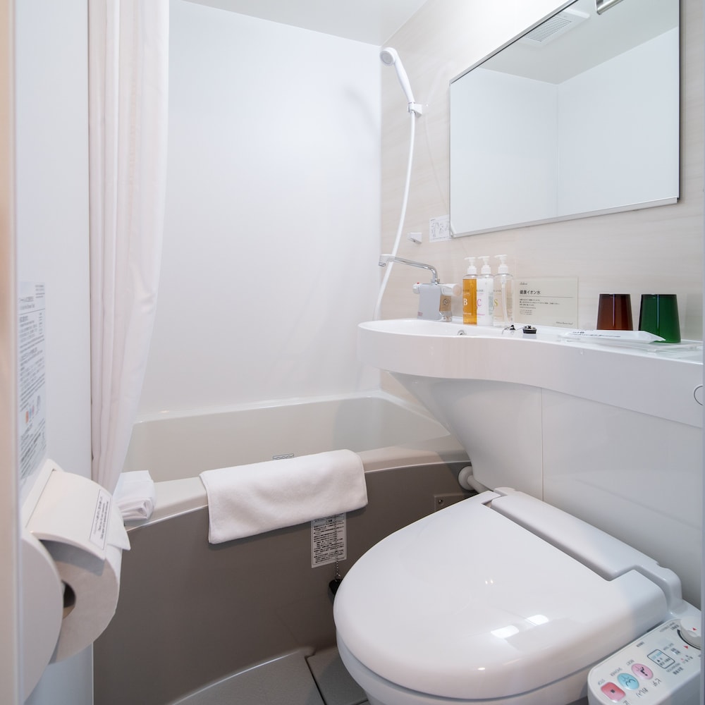 エクストラルーム 禁煙 バスルームのシンク0 | スーパーホテル札幌・北 5 条通