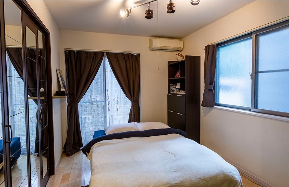 客室1 | InstaHomes 客室1 | InstaHomes