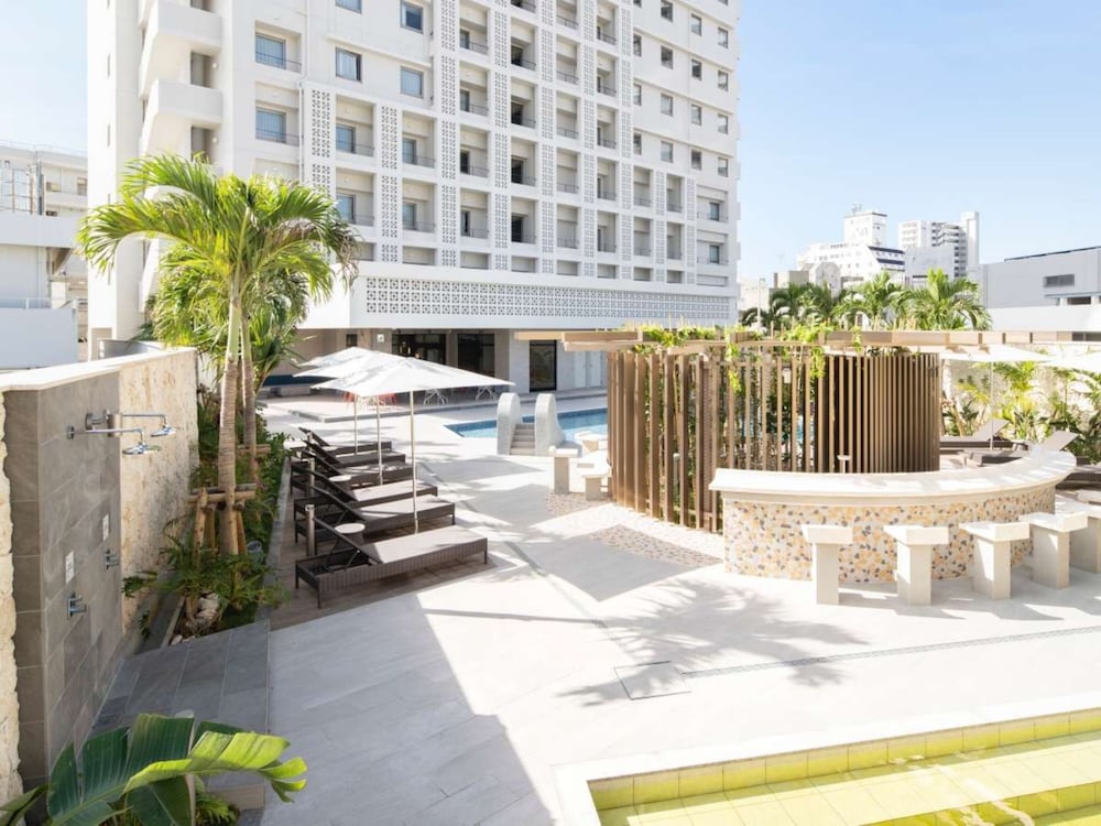 テラス / パティオ3 | 沖縄逸の彩ホテル