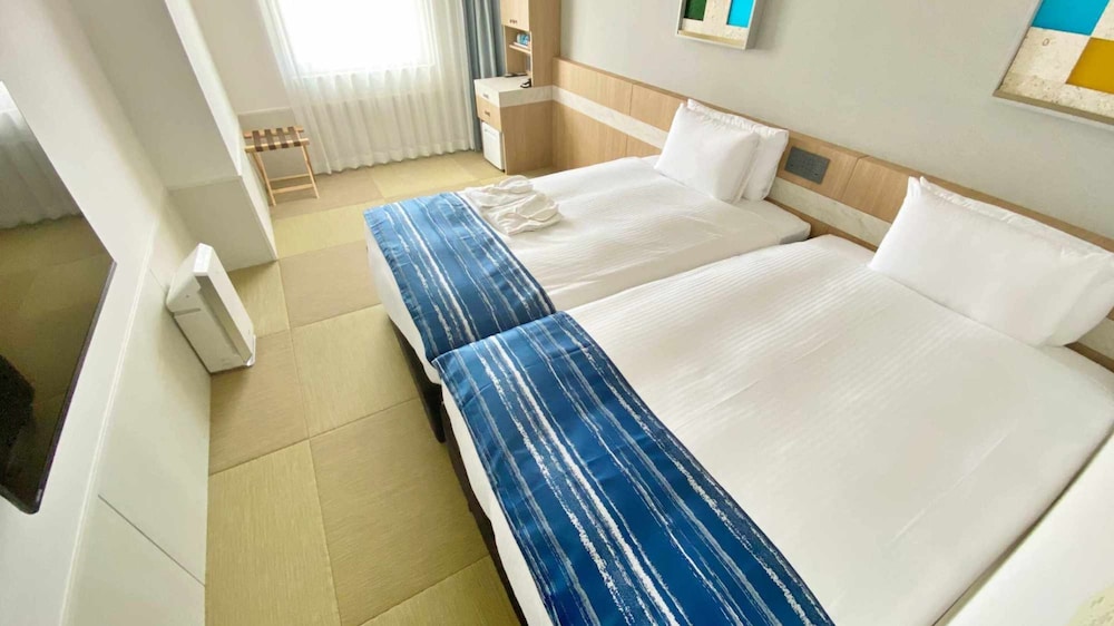 ハリウッドツイン（バス付き）禁煙 客室1 | 沖縄逸の彩ホテル