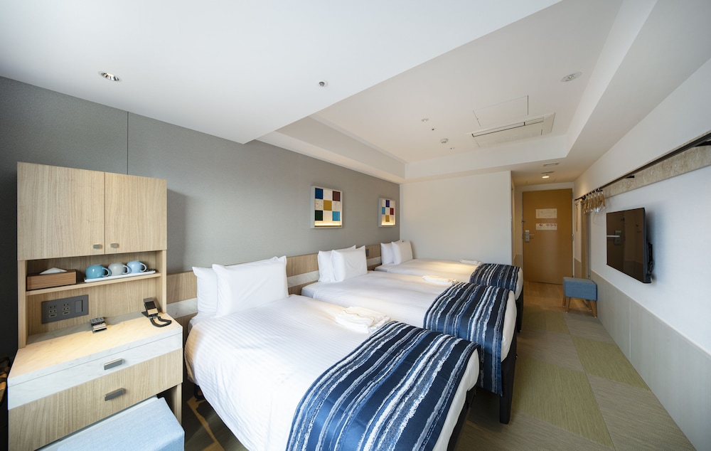 ベーシック トリプルルーム (3名様利用) 禁煙 | 沖縄逸の彩ホテル