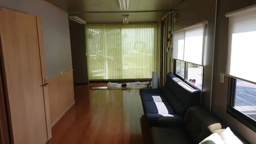 内部エントランス1 | Vacation house in Shodo island