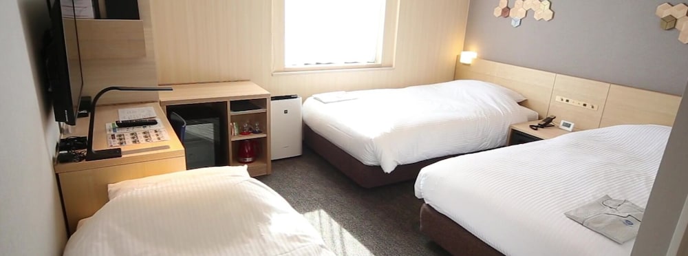 トリプルルーム 客室1 | JR クレメントイン高知