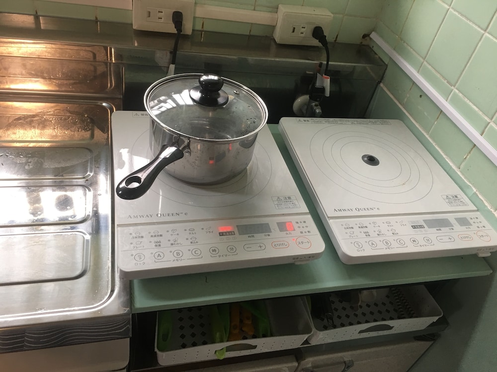 スタンダード ツインルーム 共用バスルーム・トイレ 禁煙 共用キッチン1 | 民家宿 いんとゅぱりとぅ～すら