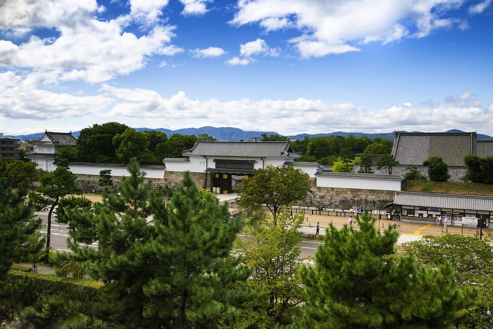 ルーム ダブルベッド 2 台 部屋からの景観0 | HOTEL THE MITSUI KYOTO ラグジュアリーコレクションホテル & スパ