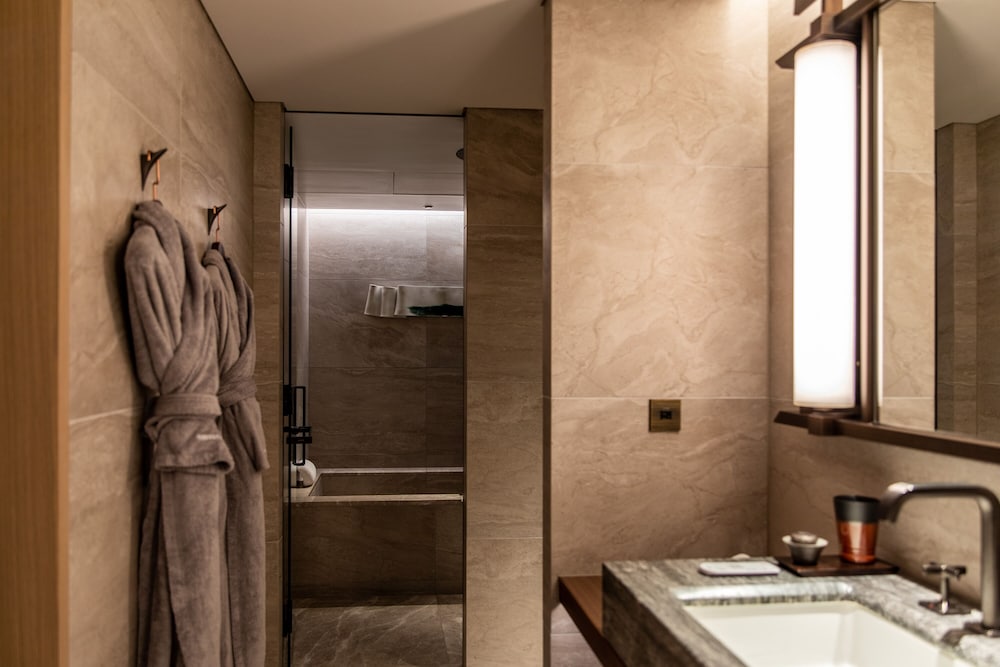 デラックススイート キング バスルーム4 | HOTEL THE MITSUI KYOTO ラグジュアリーコレクションホテル & スパ
