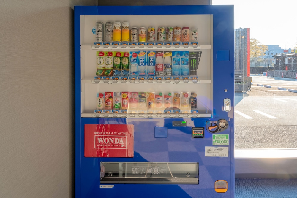 自動販売機1 | HOTEL R9 The Yard 成田空港西