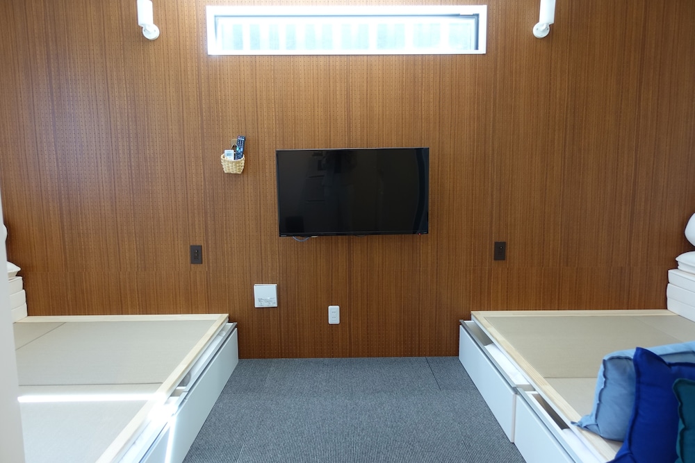 フォースルーム (23時以降のチェックインはできませんのでご注意ください) 客室2 | HOTEL R9 The Yard いすみ