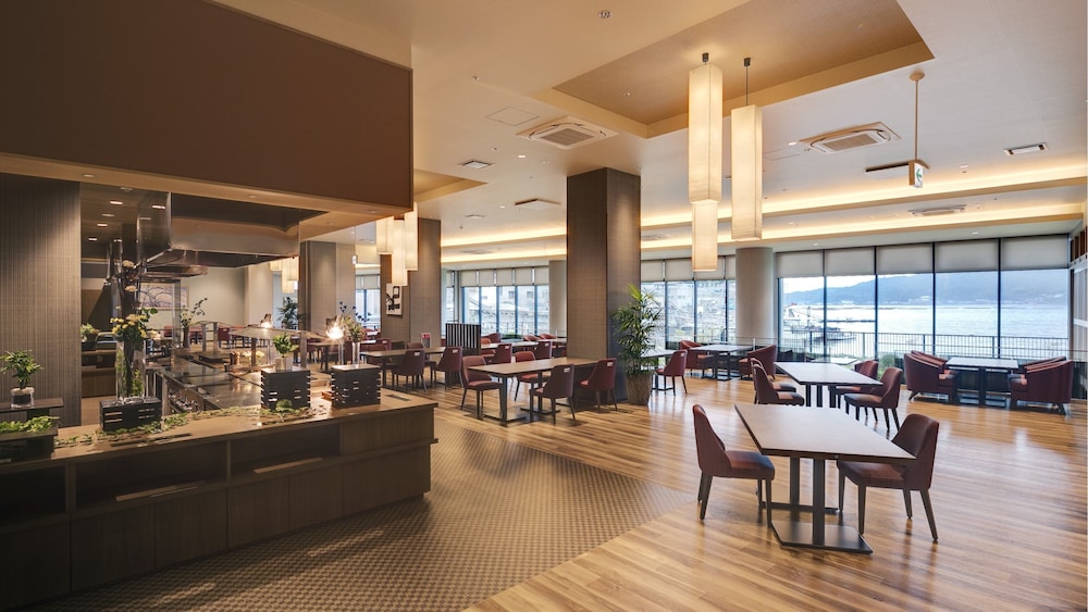 レストラン1 | グランヴィリオホテル宮島 和蔵 レストラン1 | グランヴィリオホテル宮島 和蔵