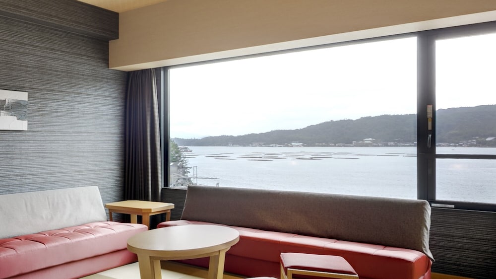 デラックスツインルーム 禁煙【海側】セパレートバス 部屋からの景観0 | グランヴィリオホテル宮島 和蔵