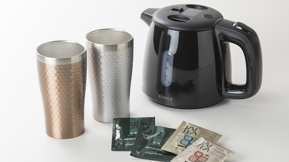 ダブルルーム 禁煙【山側】シャ ワーブース(浴槽なし) 客室の設備とサービス0 | グランヴィリオホテル宮島 和蔵