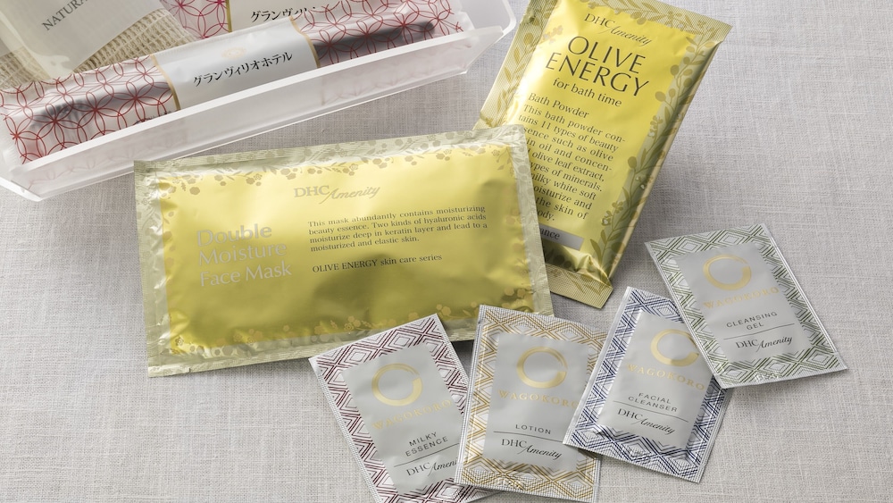 エグゼクティブツインルーム 禁煙【海側】セパレートバス 客室の設備とサービス2 | グランヴィリオホテル宮島 和蔵