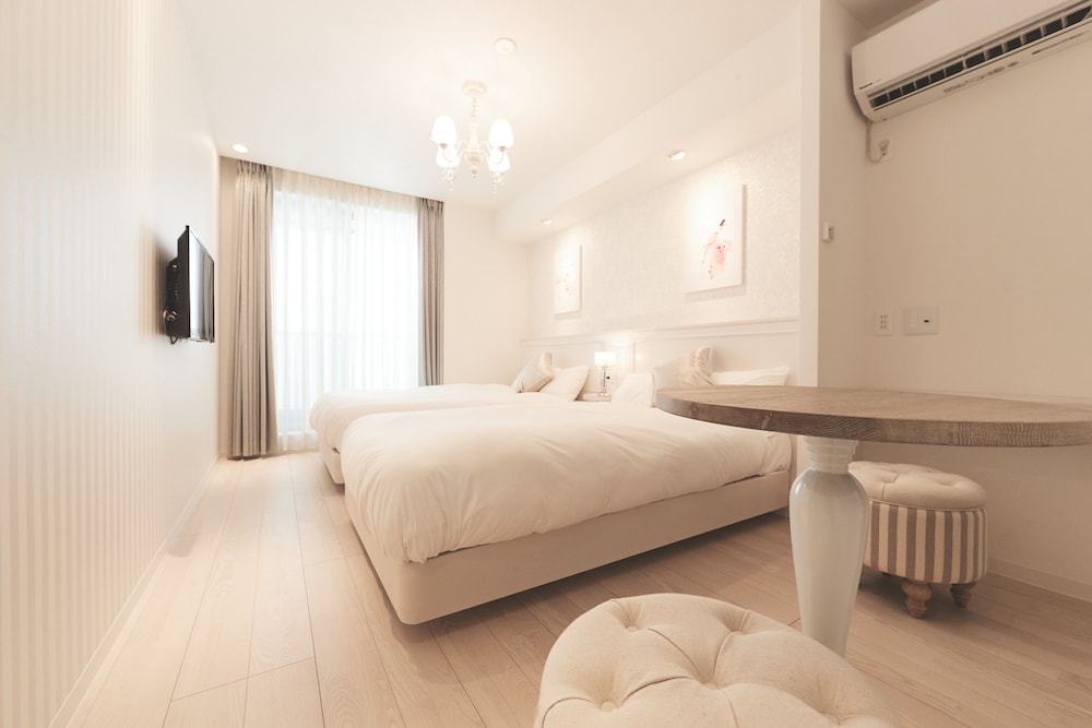 セミダブルベッド Type C 禁煙 | ReLA Higashimatsudo