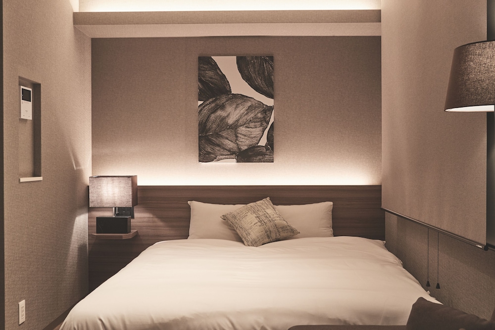 クイーンベッド, ソファベッド Type D 禁煙 客室1 | ReLA Higashimatsudo