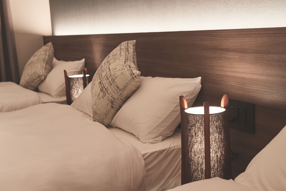 セミダブルベッド, クイーンベッド, ソファベッド Type F 禁煙 客室9 | ReLA Higashimatsudo