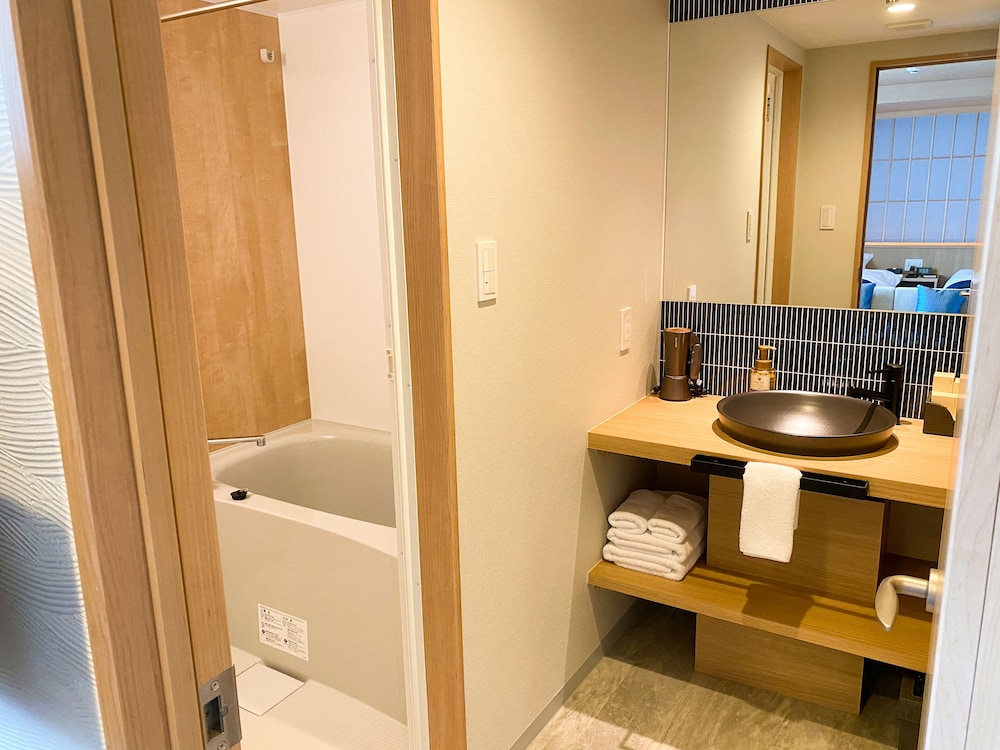 ツインルーム 禁煙 バスルーム1 | Rinn Niomon