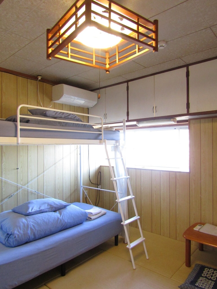 エコノミー ツインルーム 禁煙 客室1 | Guest House & Beach Cafe fuego