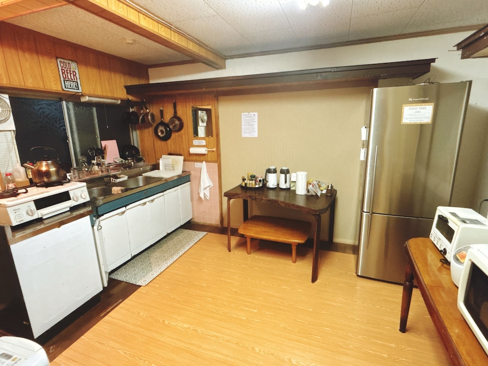 エコノミー ツインルーム 禁煙 専用キッチン0 | Guest House & Beach Cafe fuego