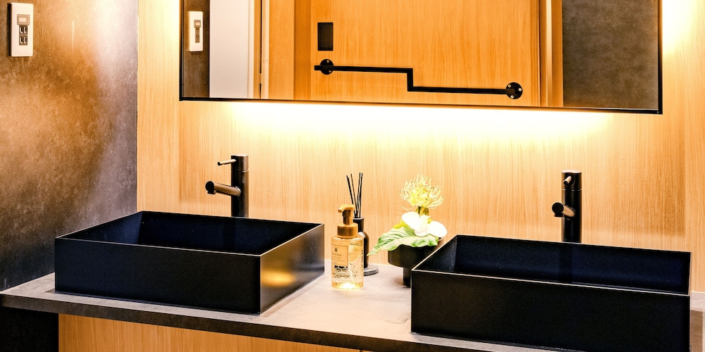 一棟貸し 禁煙 バスルームのシンク0 | SAMURAI HOUSE 3