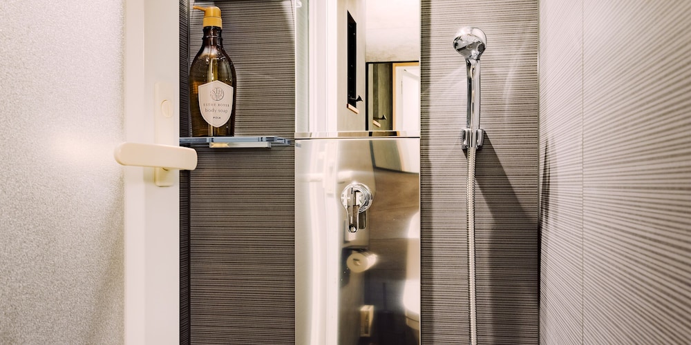 一棟貸し 禁煙 バスルーム2 | SAMURAI HOUSE 3