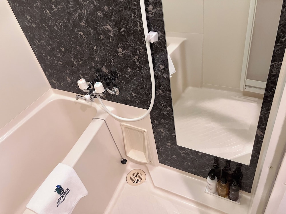 シングルルーム 喫煙可 バスルーム0 | ホテルリブマックス BUDGET 那覇松山