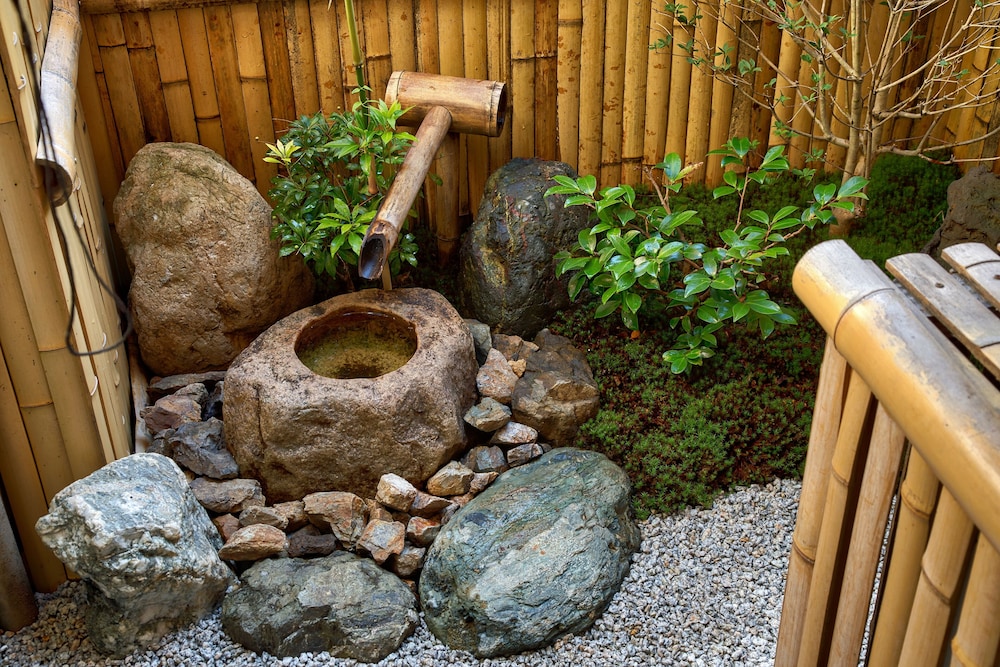 一棟貸し 禁煙 ガーデン ビュー0 | Connect inn Gionbishamoncho