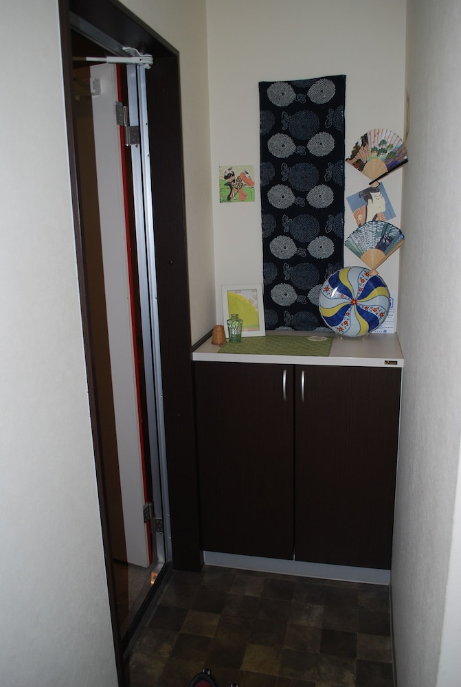 内部エントランス1 | Apartment A at Asahikawa City