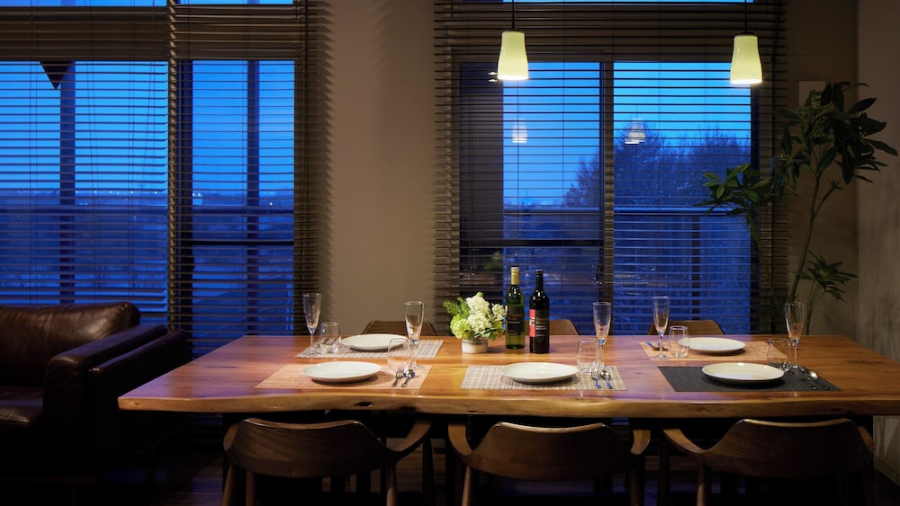 デラックスルーム 3LDK 施設の正面1 | Minn 千歳