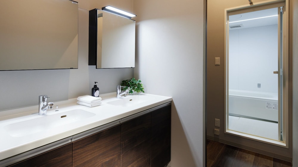 デラックスルーム 3LDK バスルーム0 | Minn 千歳