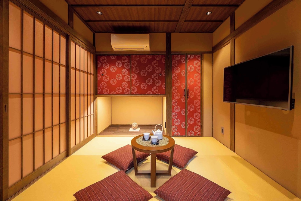 手毬 | Kagabi Machiya House