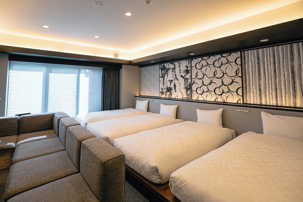 デラックス 4 人部屋 客室2 | ゴールドステイ栄