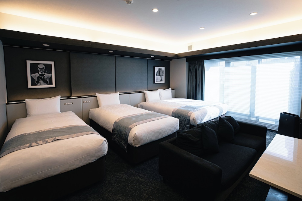 ラグジュアリー 4 人部屋 | ゴールドステイ栄